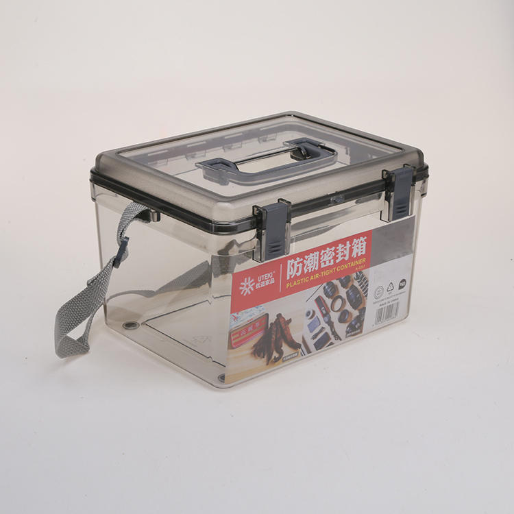 Durable Plastic Storage Container is Used to Hold foods Storage Box