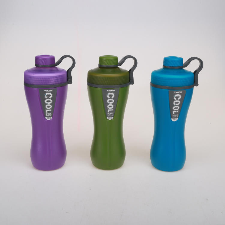 Three Styles of Sports Bottles with Three Colors