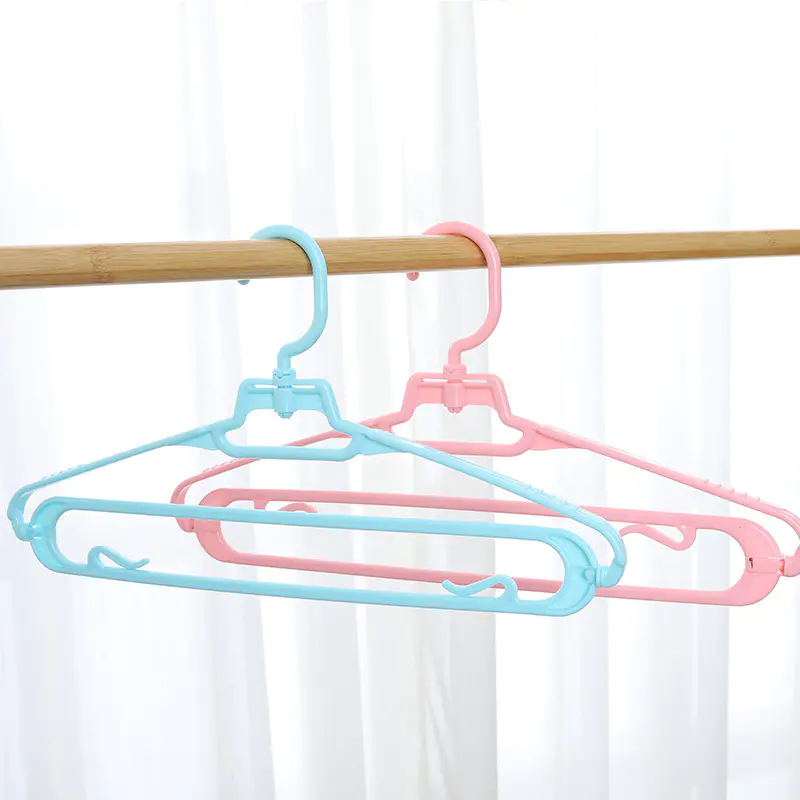 Multifunctional rotating clothes hanger (4 PCS/bundle)